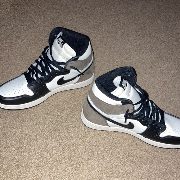 jordan 1 mocha vinted